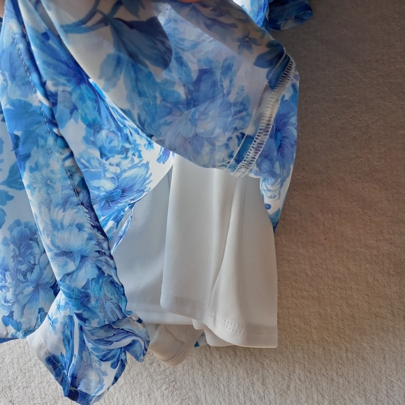 Show Me Your Mumu Quinn Floral Cold-Shoulder Romper - Picture 9 of 12